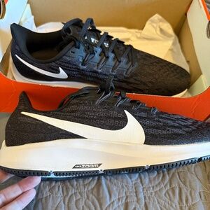NIB Men’s Nike Air Pegasus 36 shoes